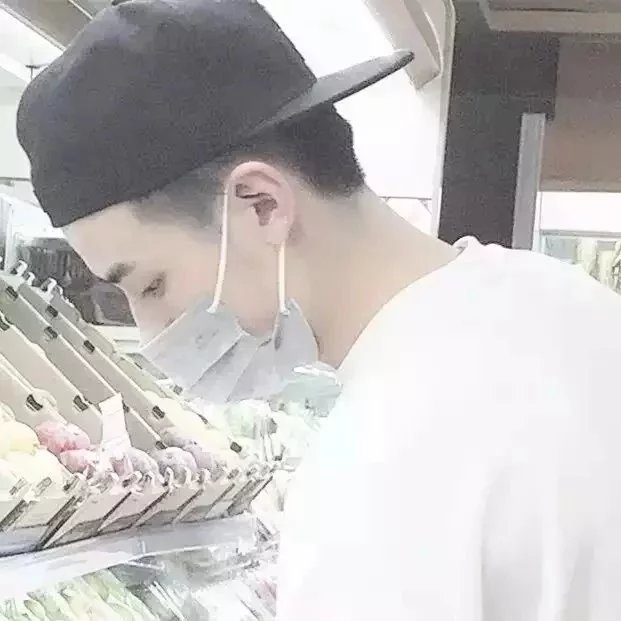 公羊若婵贤