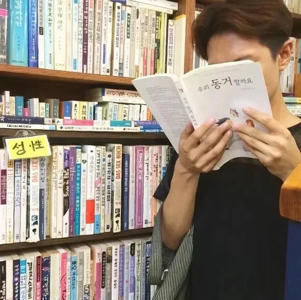 步儿伯承