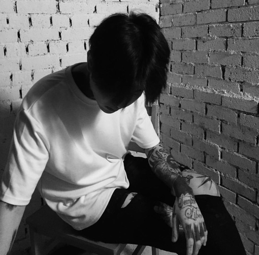 吕强佳刚