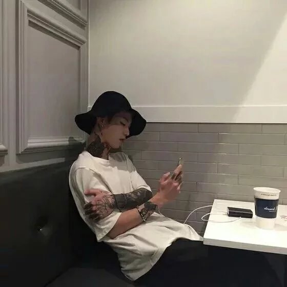 阙菊媚言